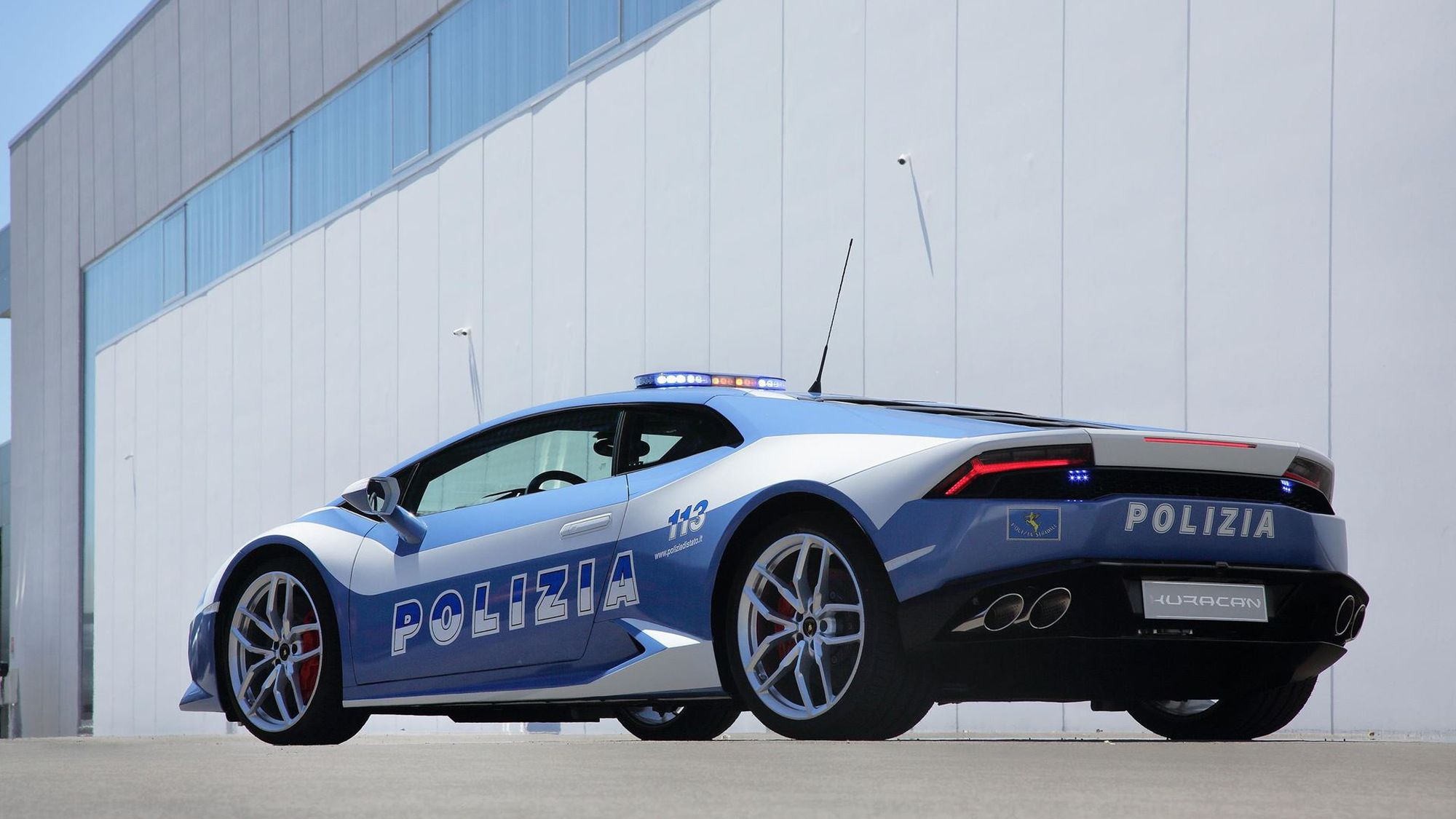Zdjęcie okładkowe wpisu Motopodsumowanie tygodnia #91 – McLaren na aukcji, tańsze Toyoty, Mercedes z ChatGPT, Nissan i Honda się łączą a Lambo z włoską policją